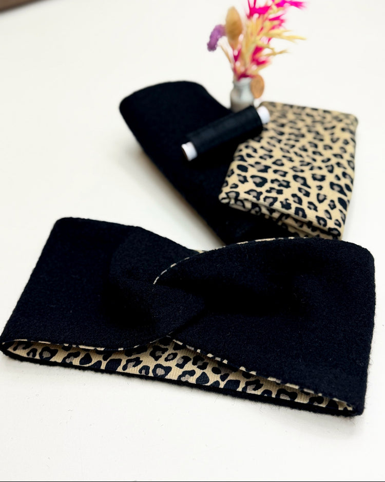 Stirnband mit Knoten Nähset in Schwarz aus Merino Walk mit Leo-Futter